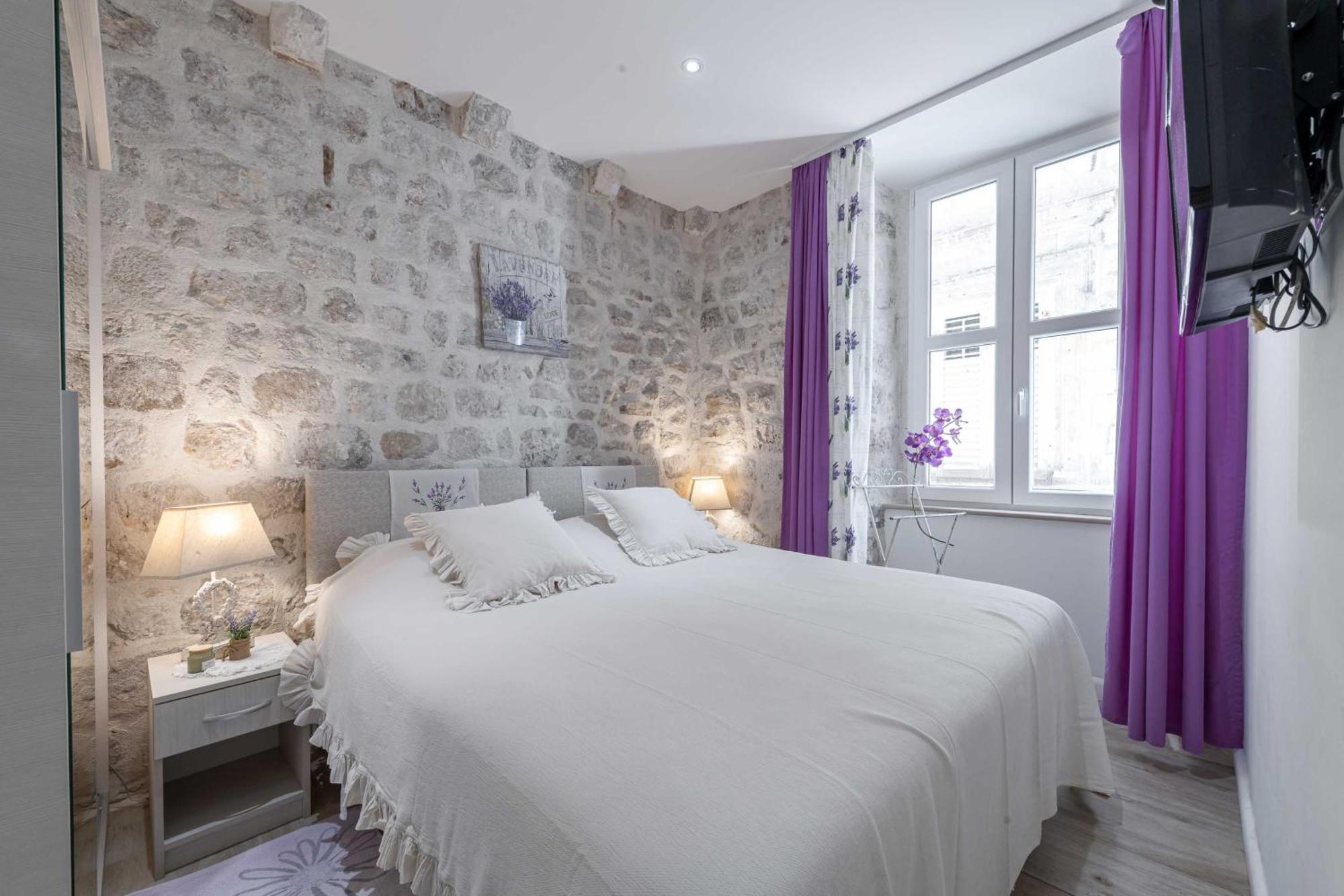 Apartment L & L Old Town